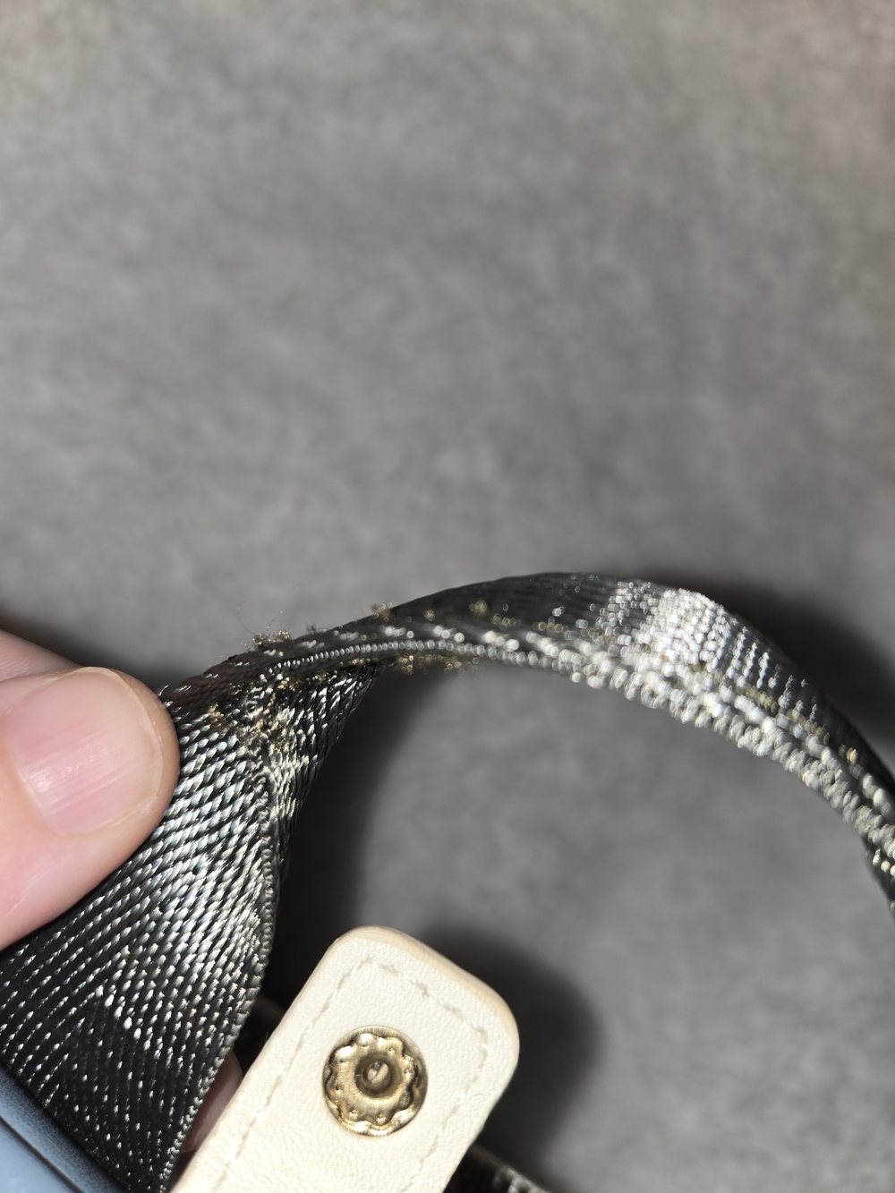 Bioworld Cream and Blue Harry Potter Character Crossbody Bag - Picture 14 of 15